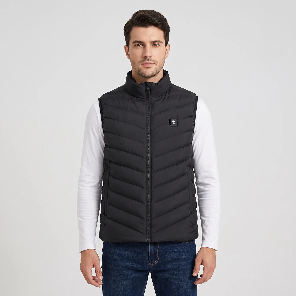 Gilet chauffant Chaudia noir porté de face